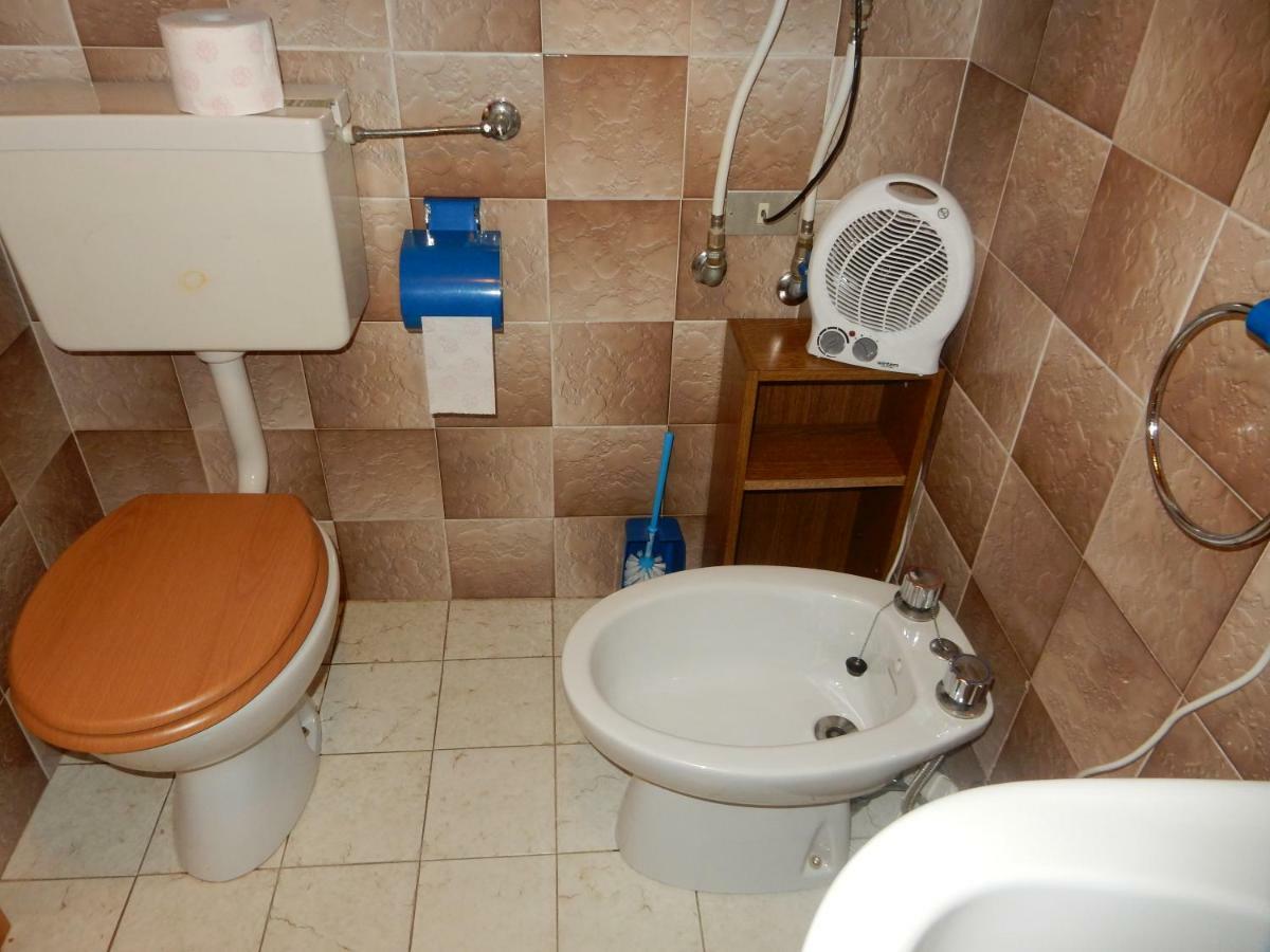 Nido Apartment Champoluc Bagian luar foto